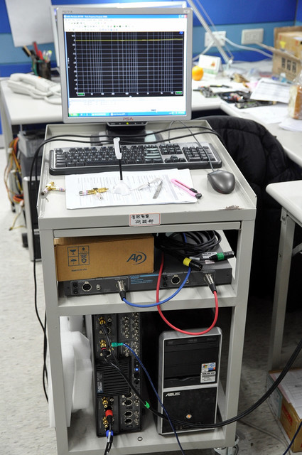 華碩總公司內的 AP 測試器材
