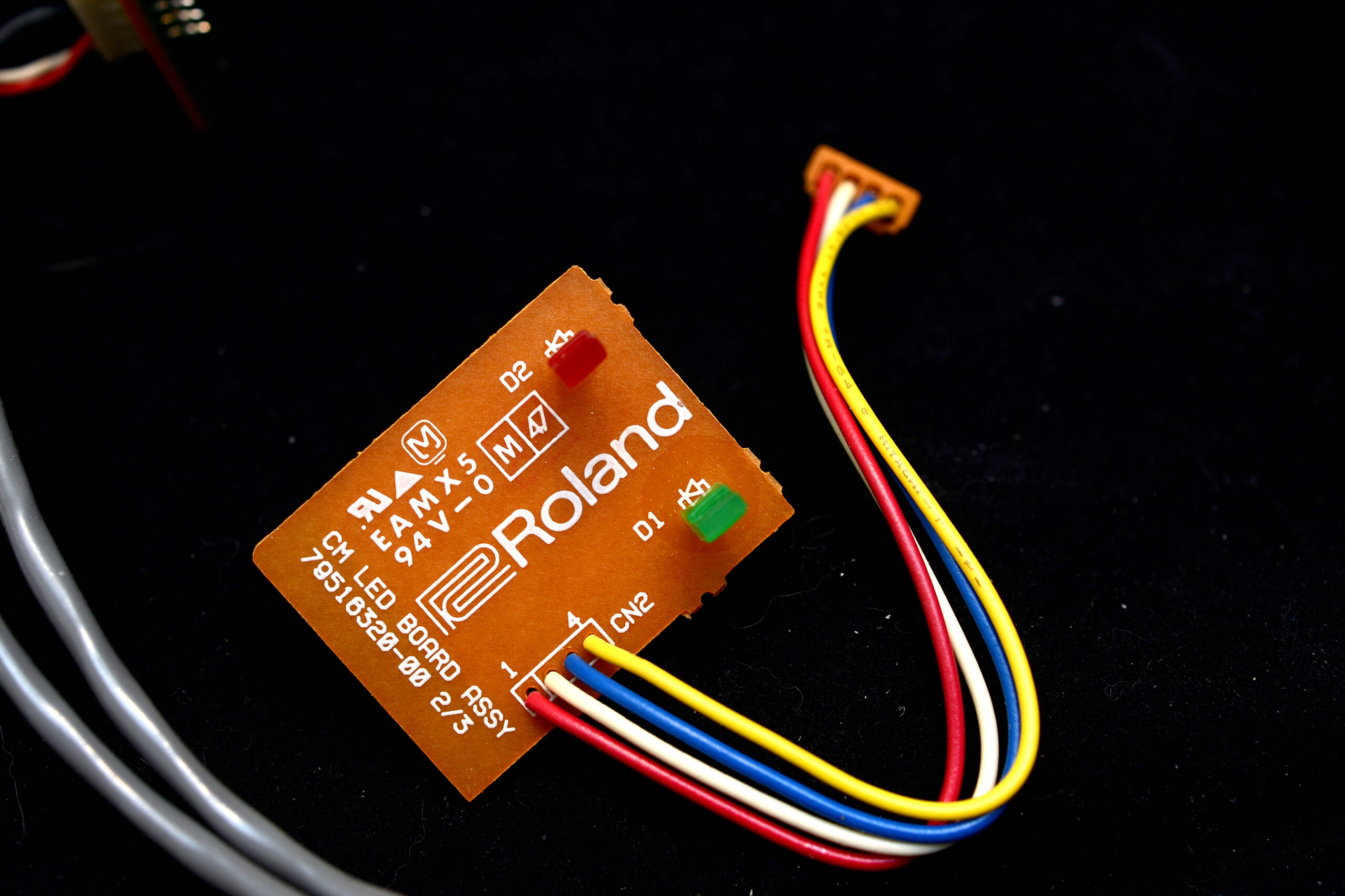 roland_cm-64-10