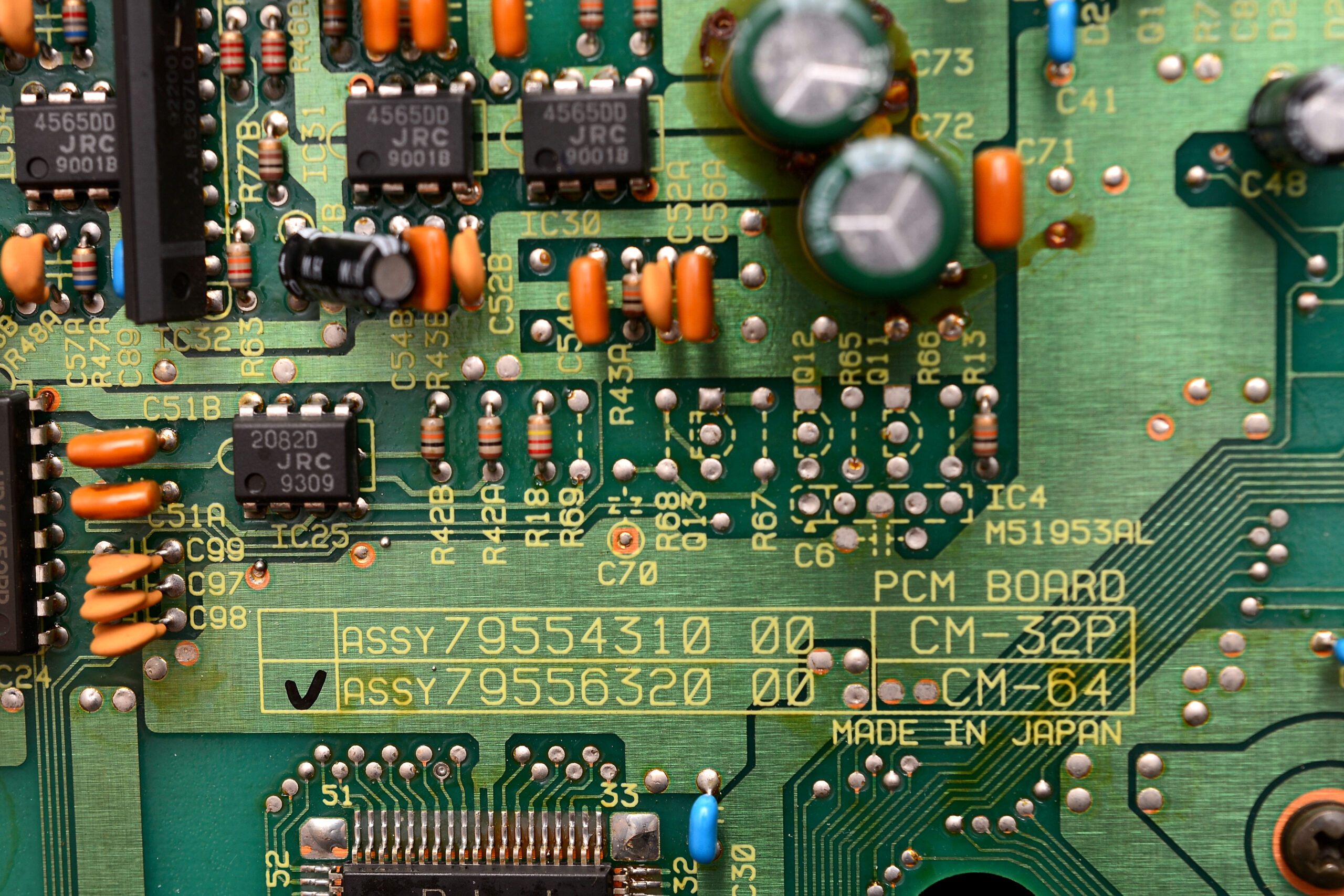 roland_cm-64-cm32p-03