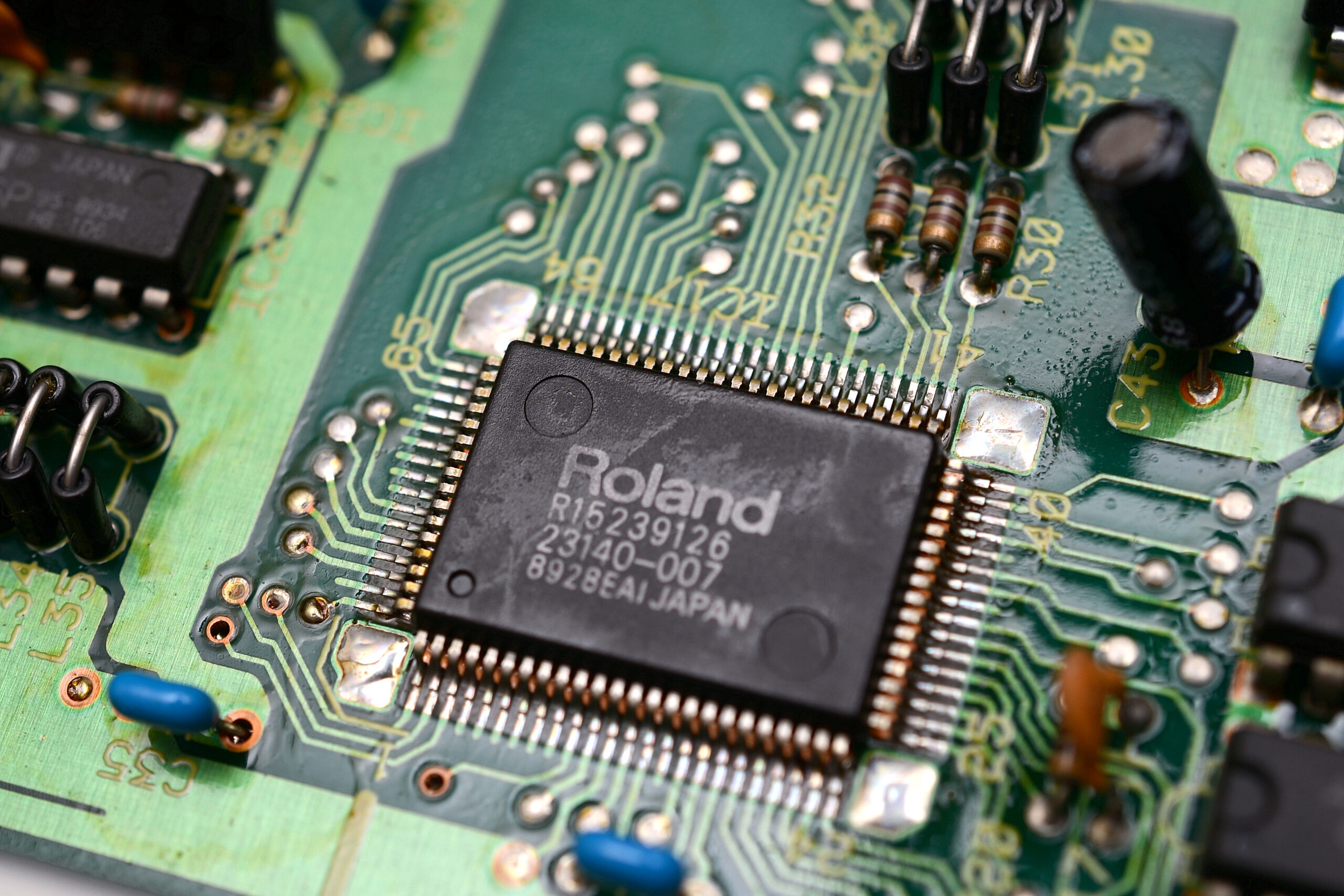 roland_cm-64-cm32p-05