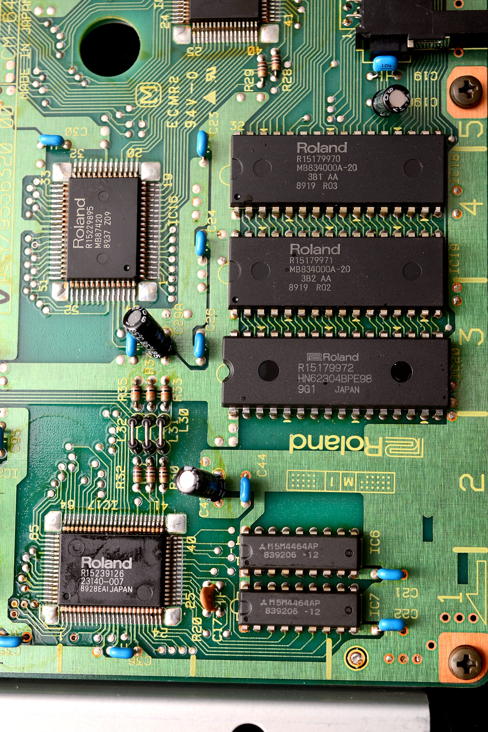 roland_cm-64-cm32p-08